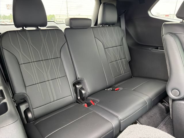 New 2026 Buick Enclave Avenir w/ Super Cruise Package FWD image 23