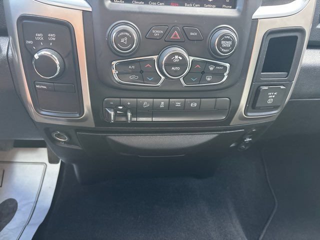 Used 2018 RAM 2500 Laramie w/ Sport Appearance Group AWD/4WD image 32