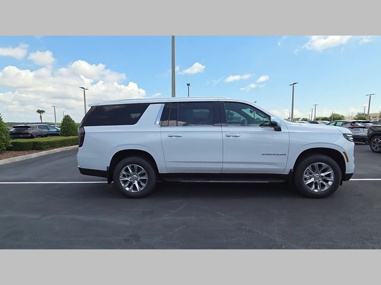 New 2026 Chevrolet Suburban Premier AWD/4WD image 23