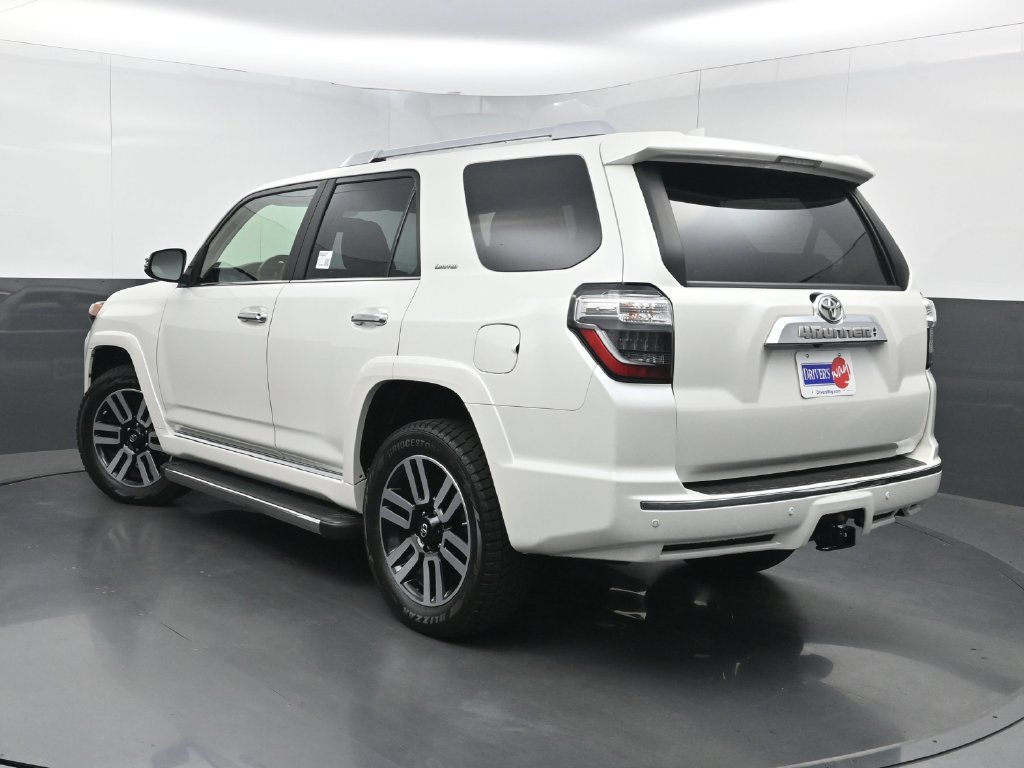 Used 2018 Toyota 4Runner Limited AWD/4WD image 23