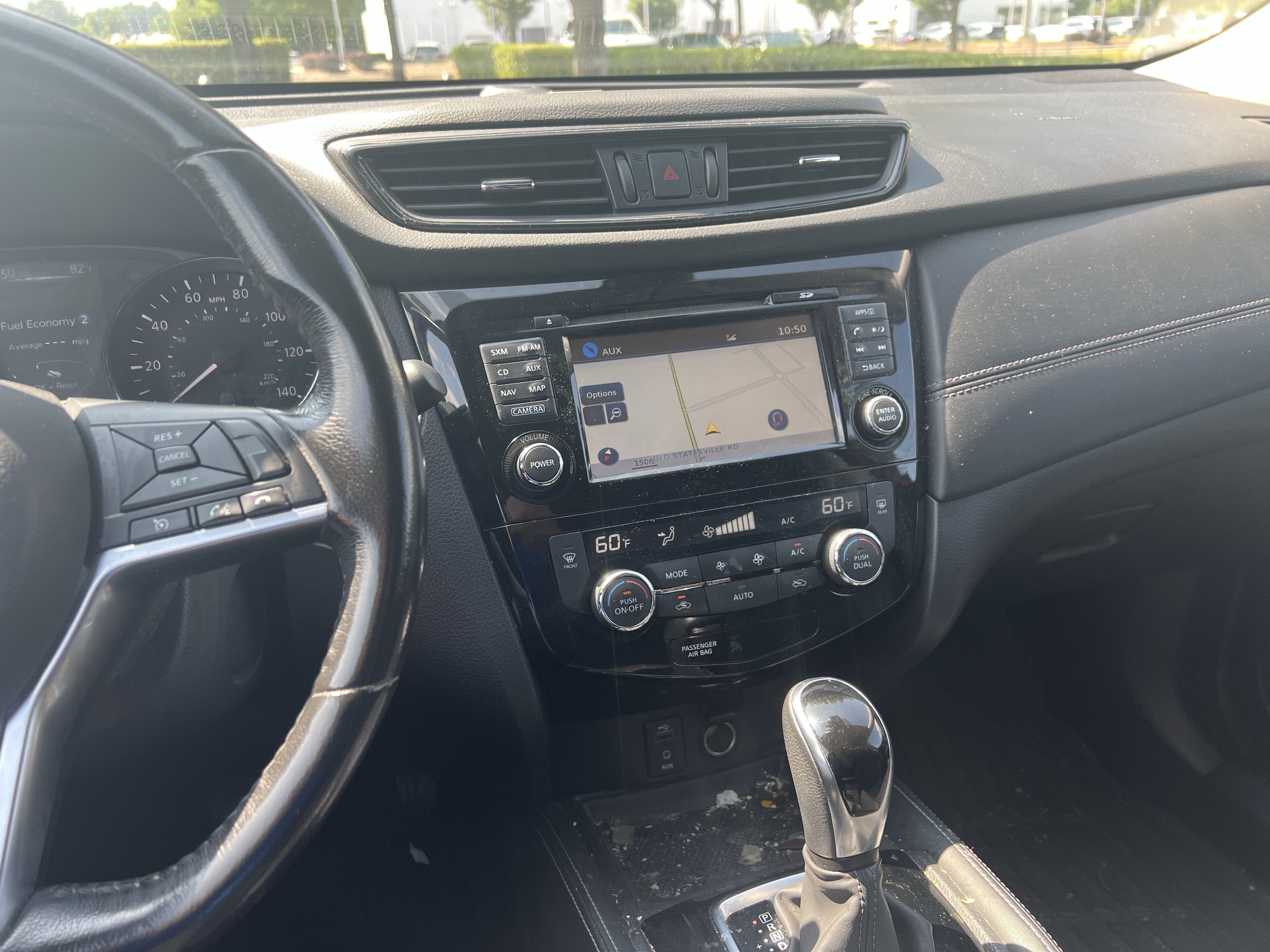 Used 2017 Nissan Rogue SL w/ SL Premium Package FWD image 32