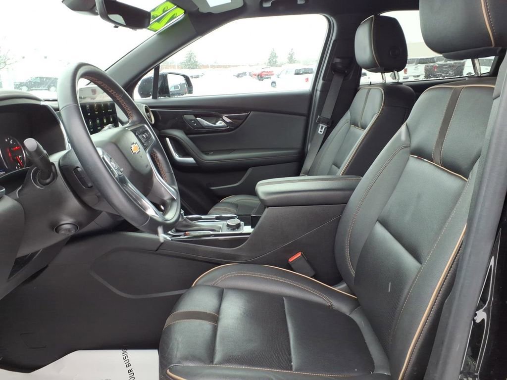 Certified 2023 Chevrolet Blazer Premier w/ Driver Confidence II Package image 16