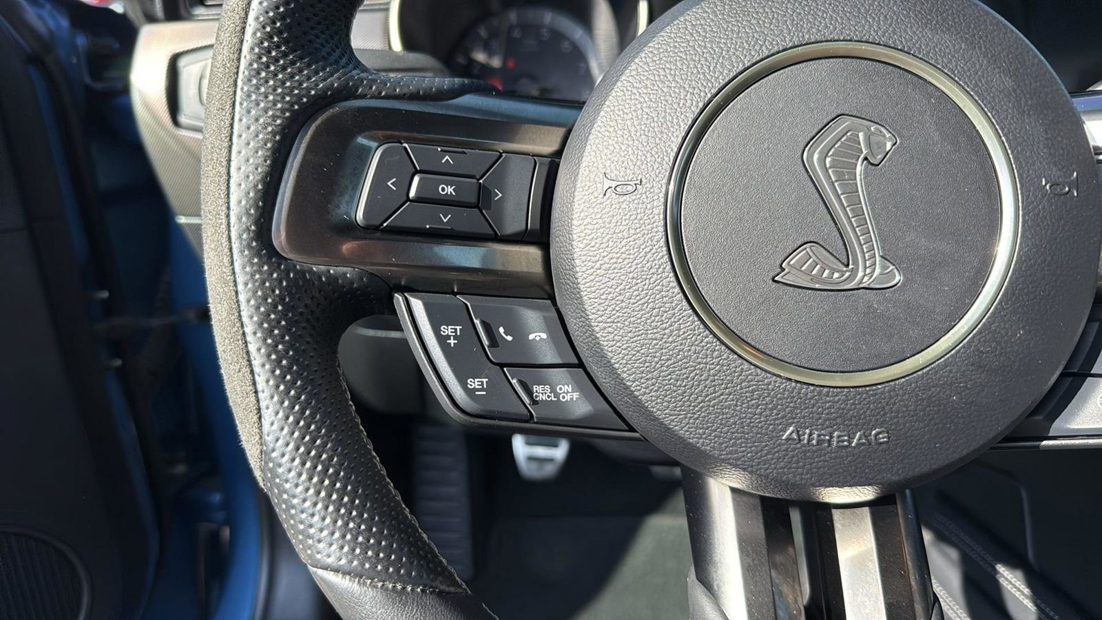 Used 2019 Ford Mustang Shelby GT350 w/ Technology Package image 17