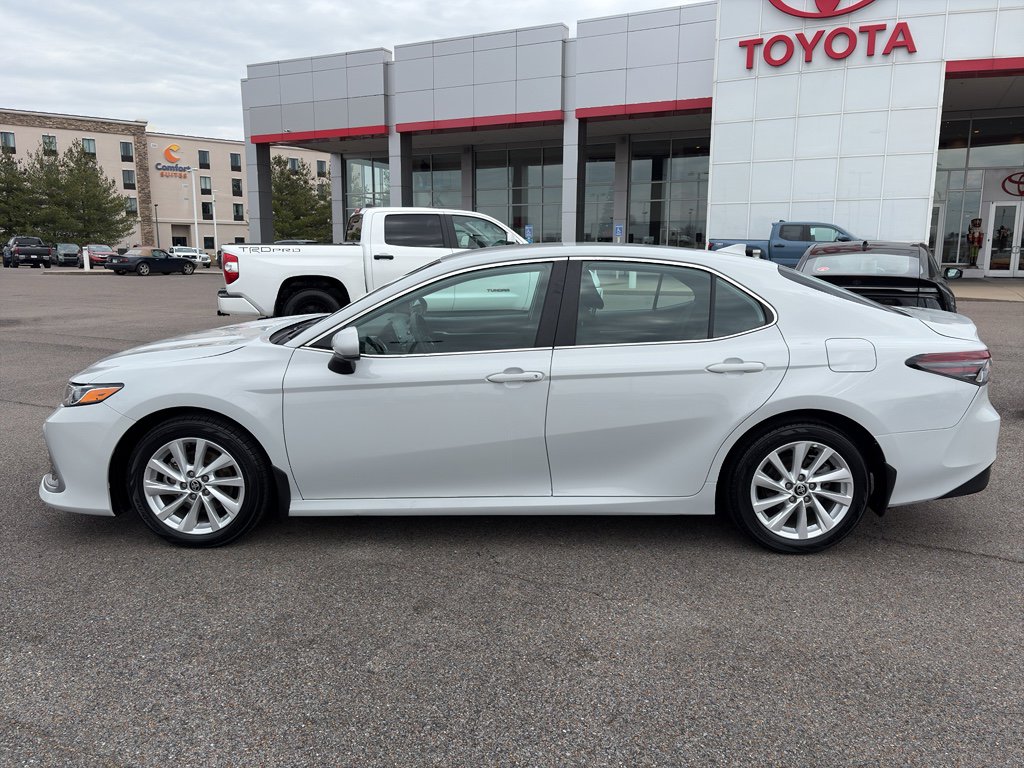 Used 2024 Toyota Camry LE image 2