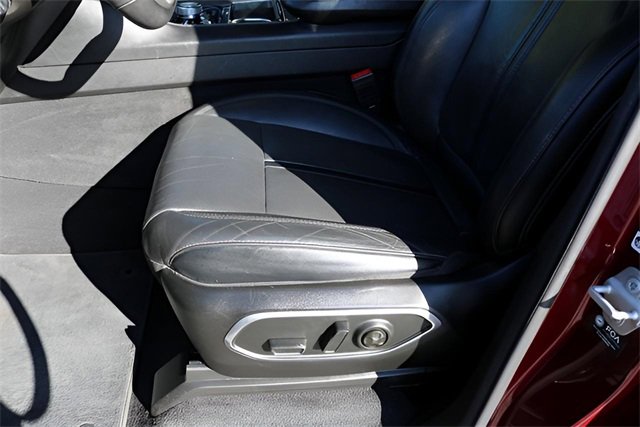 Used 2022 Jeep Wagoneer Series II w/ Flexible Seating Group image 12