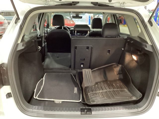 Certified 2023 Volkswagen Taos SEL image 21