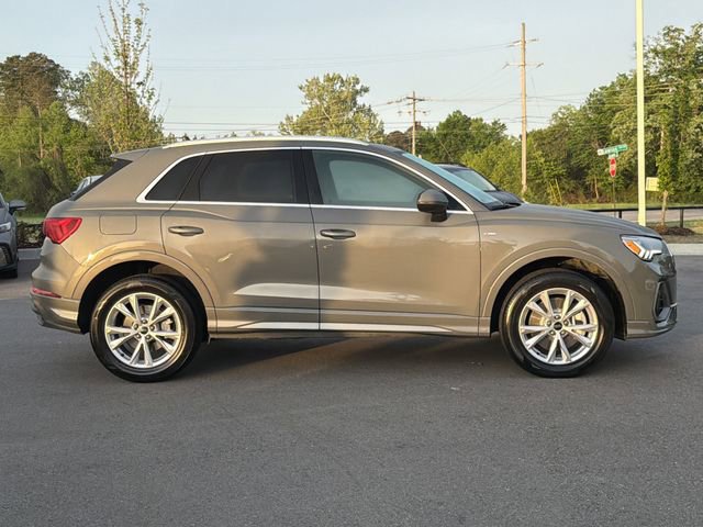 Used 2024 Audi Q3 2.0T Premium image 3