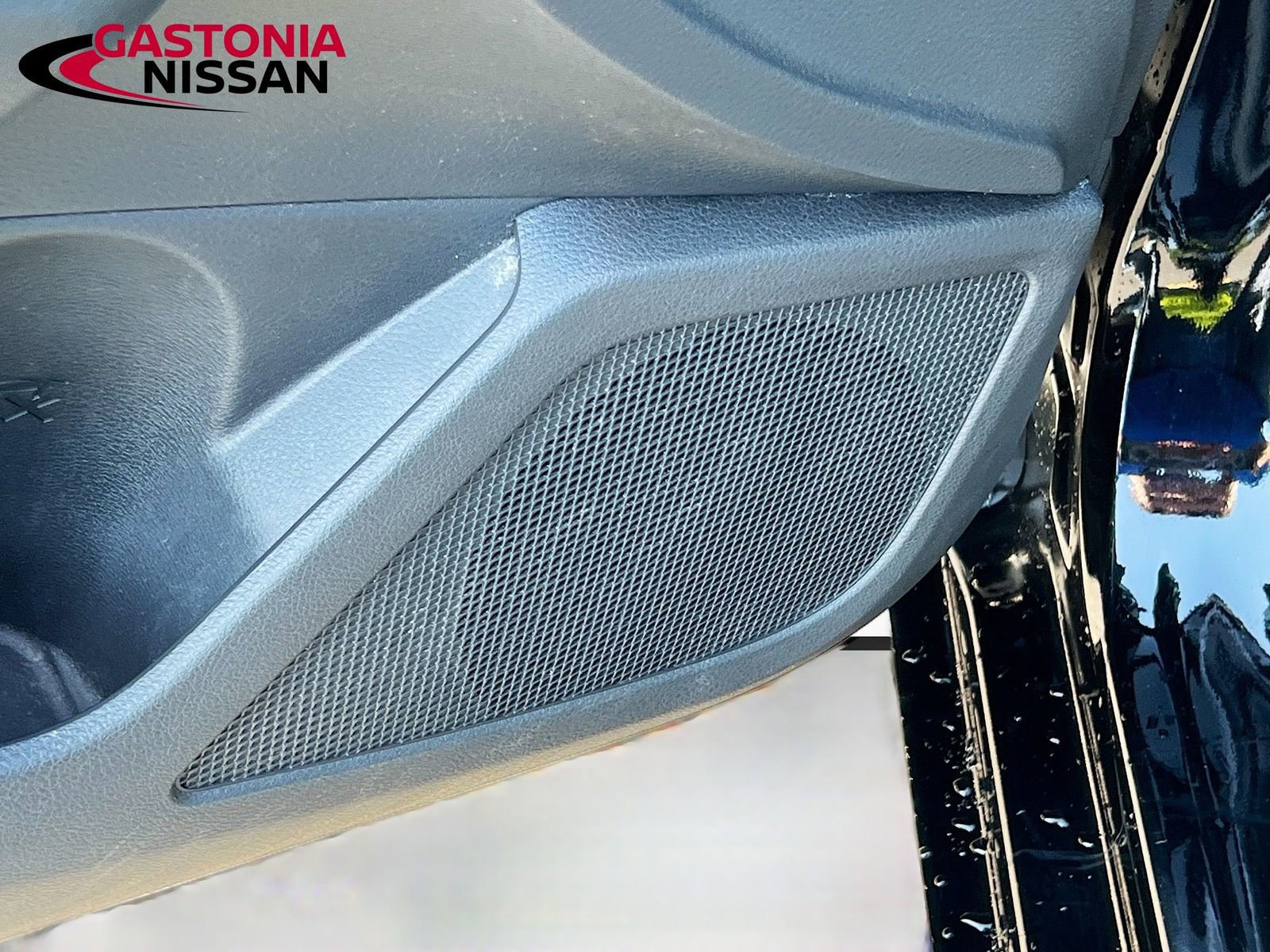 Used 2024 Nissan Altima 2.5 SR w/ SR Premium Package FWD image 25