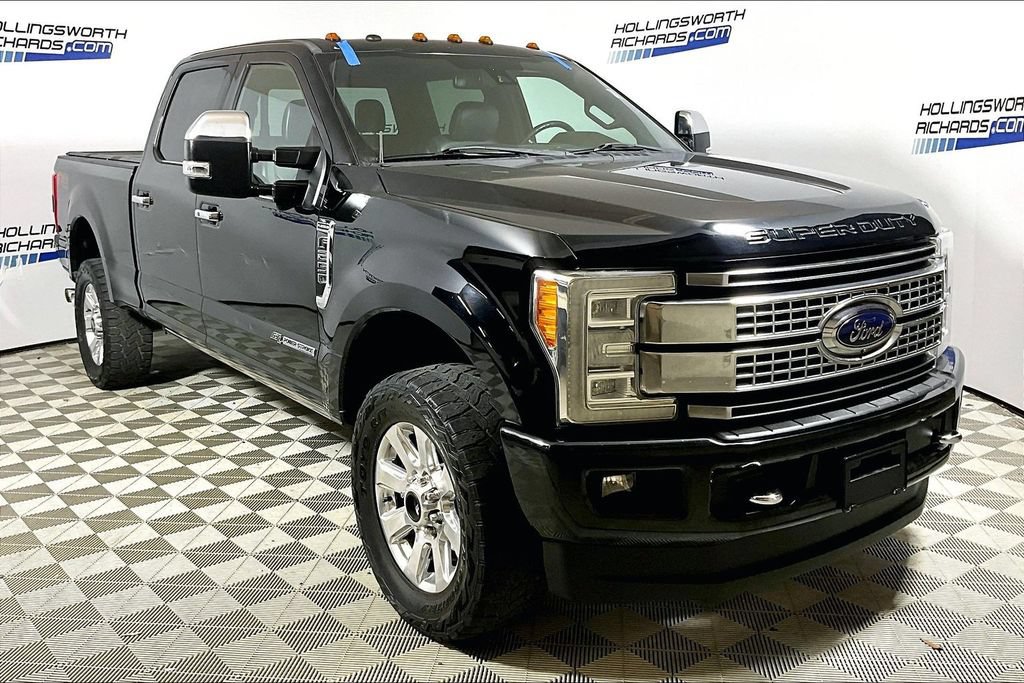Used 2018 Ford F250 Platinum w/ Platinum Ultimate Package AWD/4WD image 3