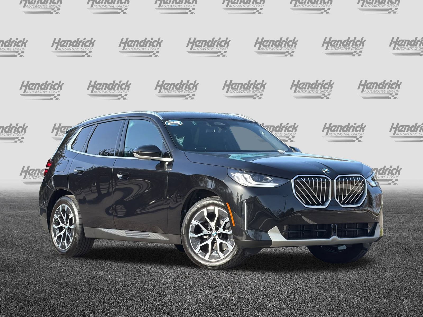 Used 2025 BMW X3 xDrive30i w/ Convenience Package image 2