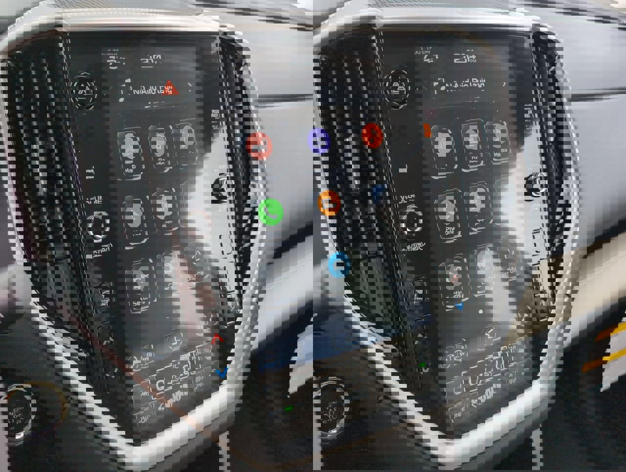 New 2026 Subaru Ascent Limited image 19