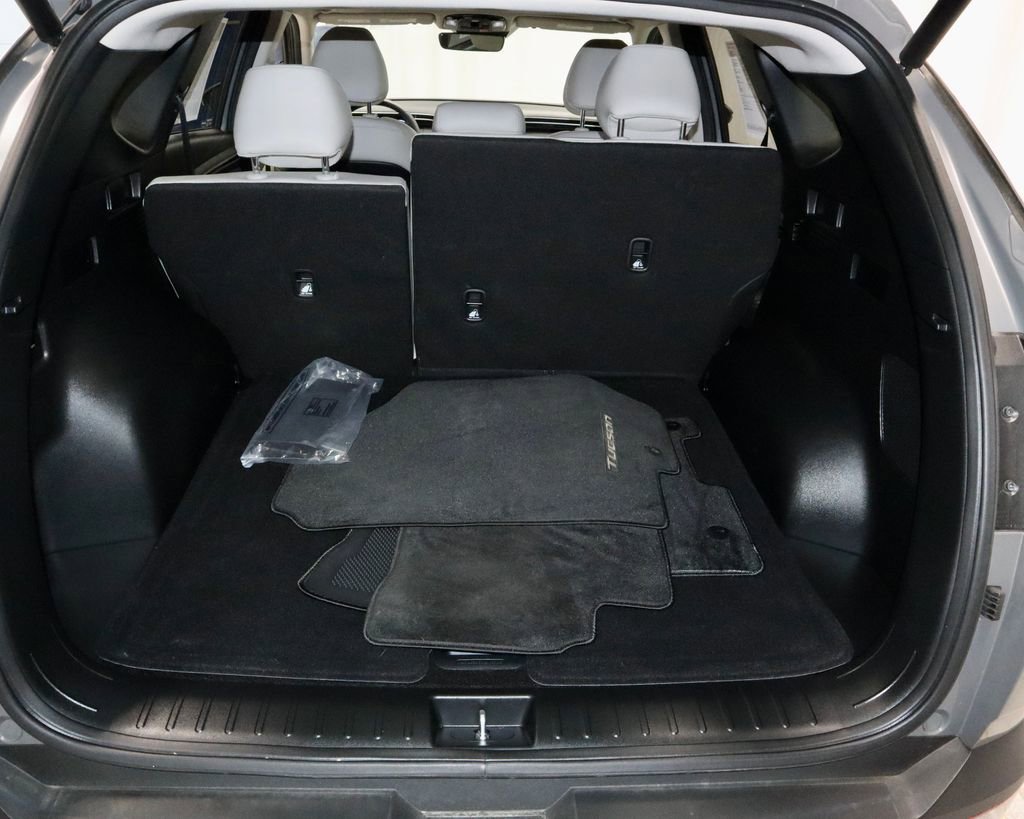 Certified 2024 Hyundai Tucson Limited AWD/4WD image 14