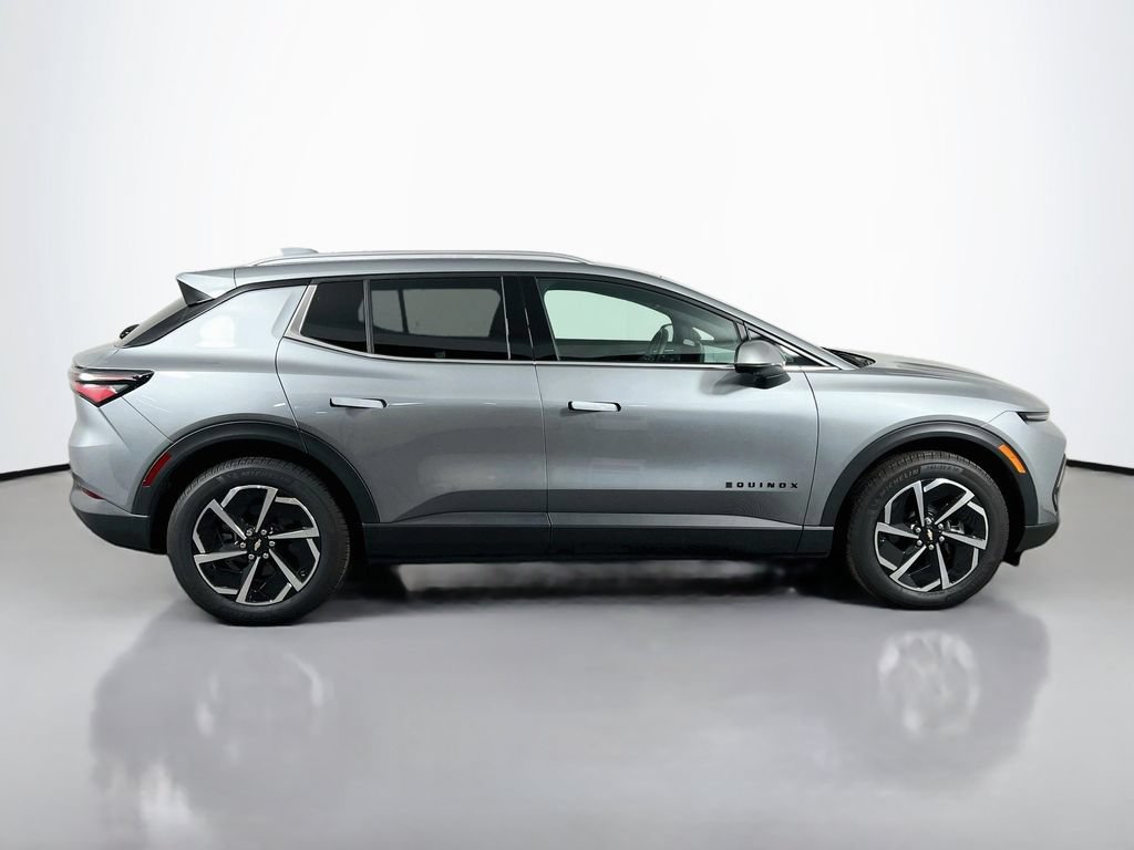 New 2026 Chevrolet Equinox EV LT FWD image 4