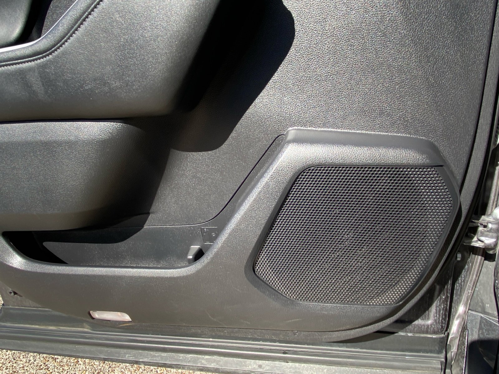 Used 2024 Toyota Highlander XLE image 28