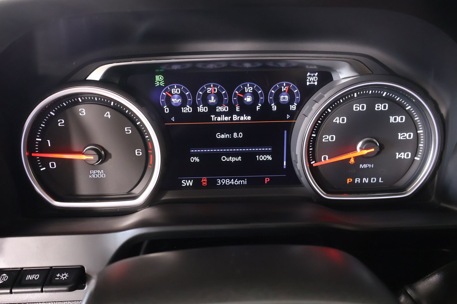 Used 2023 Chevrolet Silverado 2500 High Country w/ Technology Package AWD/4WD image 4