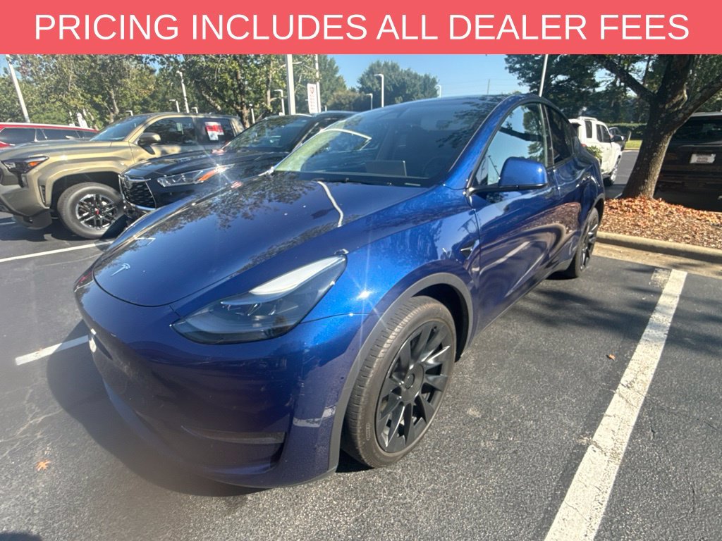 Used 2023 Tesla Model Y Long Range AWD/4WD image 2