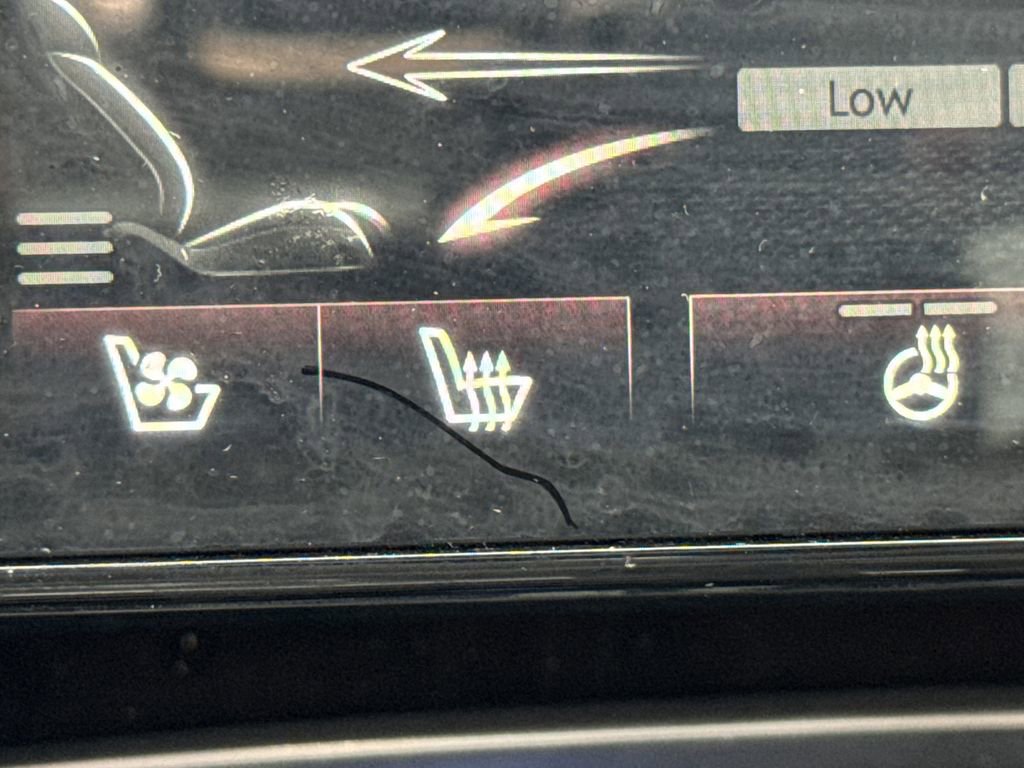 Used 2024 Genesis GV80 3.5T image 32