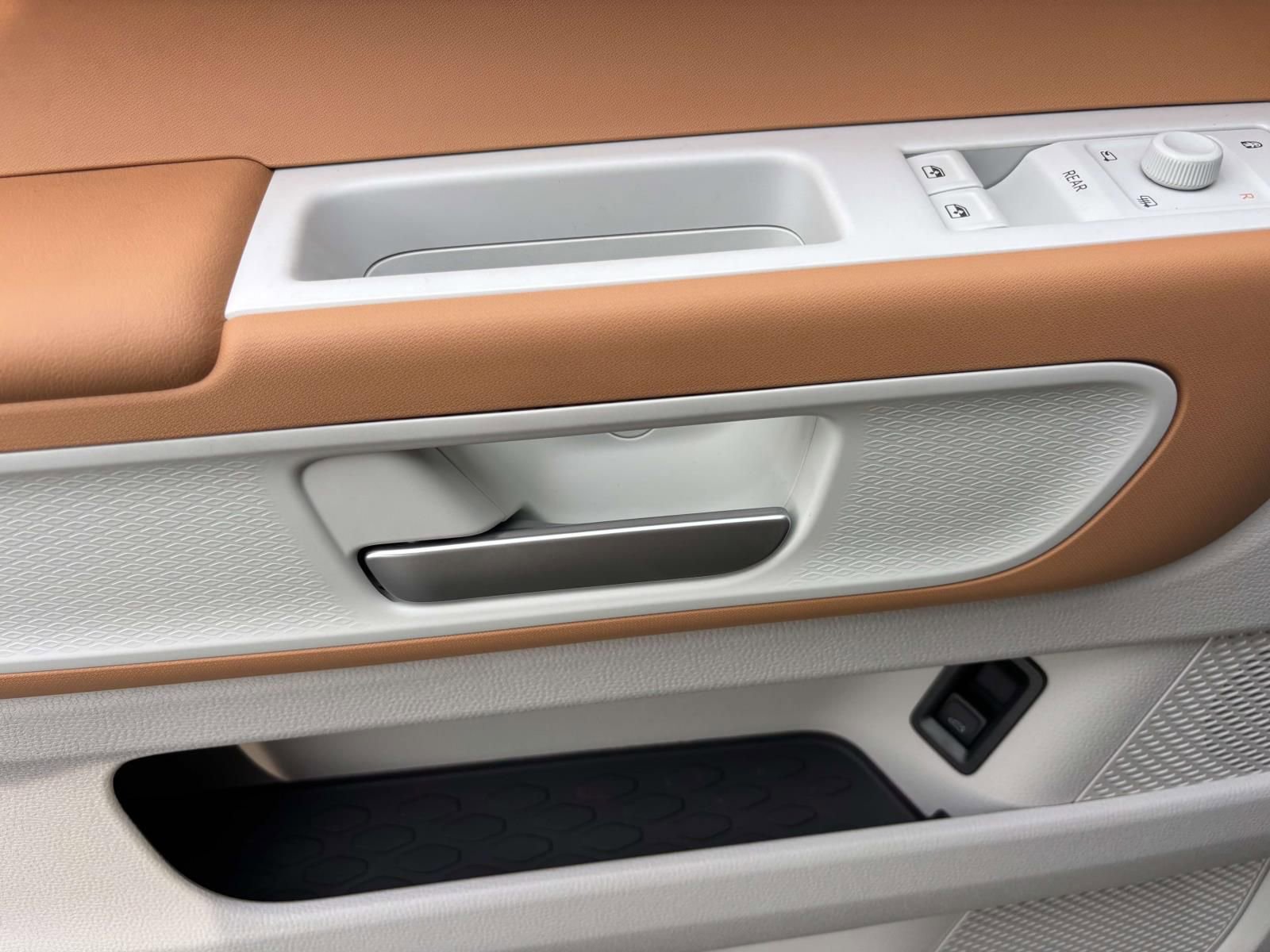 New 2025 Volkswagen ID. Buzz Pro S Plus image 13