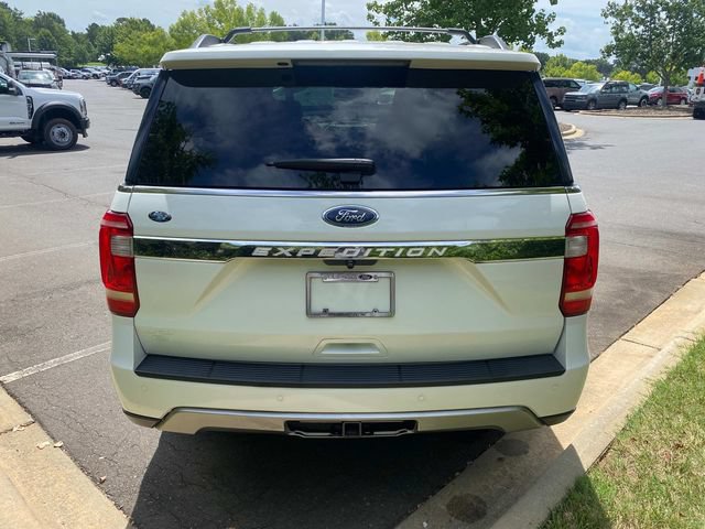 Used 2020 Ford Expedition XLT w/ Equipment Group 202A AWD/4WD image 32