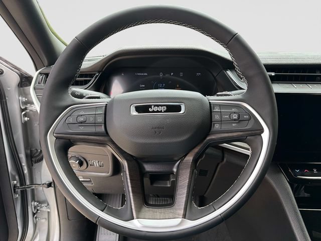 New 2026 Jeep Grand Cherokee L Limited w/ Limited Altitude Package AWD/4WD image 24