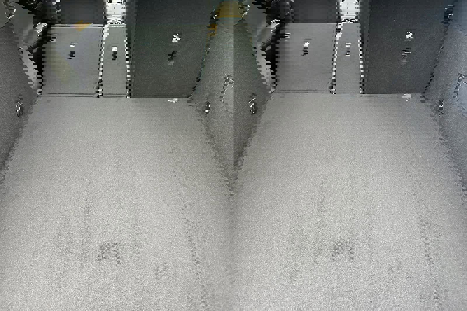 New 2026 Mercedes-Benz GLC 300 4MATIC image 14