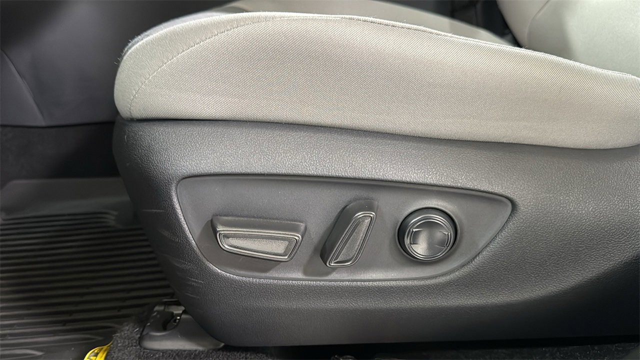 Certified 2025 Toyota RAV4 XLE image 14