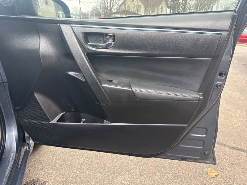 Used 2016 Toyota Corolla S FWD image 15