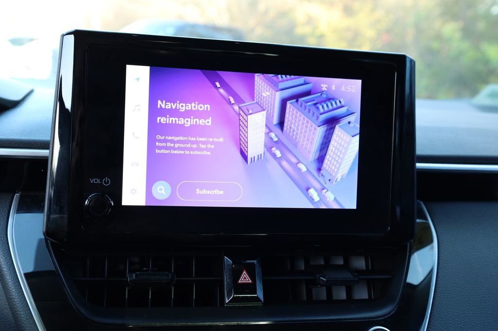 Used 2024 Toyota Corolla LE image 6