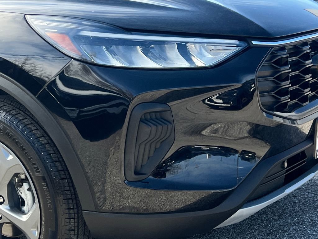 Used 2025 Ford Escape ST-Line w/ Tech Pack #1 image 8