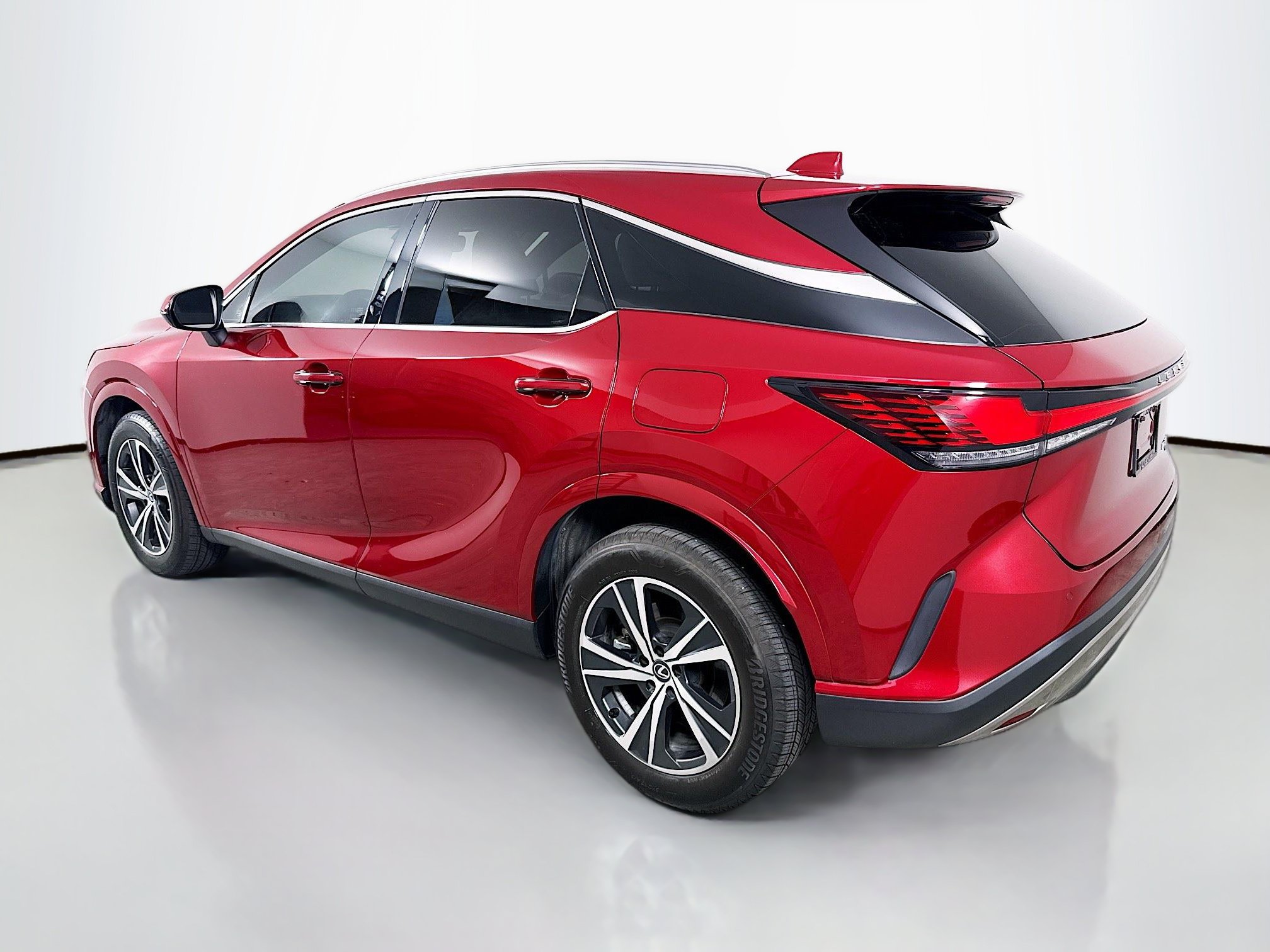Certified 2023 Lexus RX 350 Premium w/ Accessory Package AWD/4WD image 5
