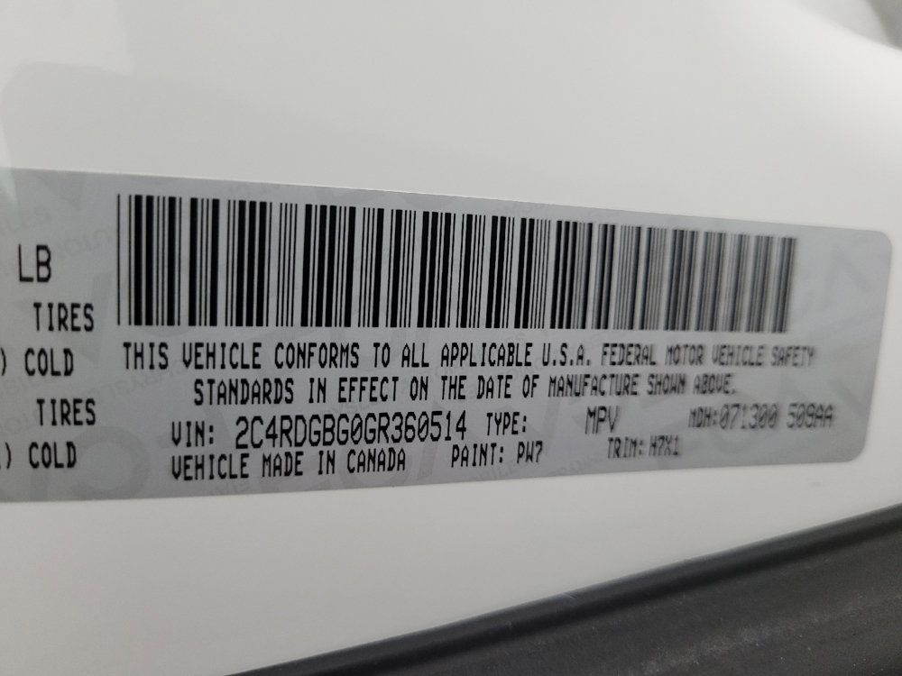 Used 2016 Dodge Grand Caravan American Value Package w/ UConnect Hands-Free Group image 33