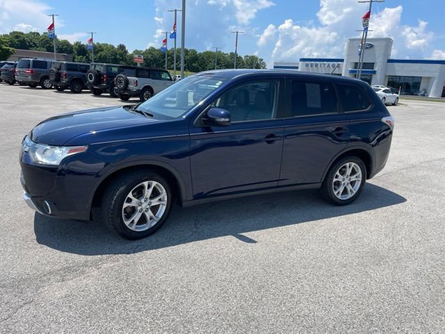 Used 2015 Mitsubishi Outlander SE FWD image 4