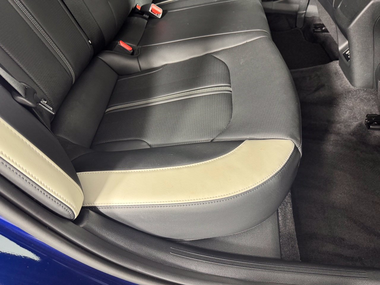 Used 2025 Kia K5 GT-Line w/ GT-Line Premium Package FWD image 32