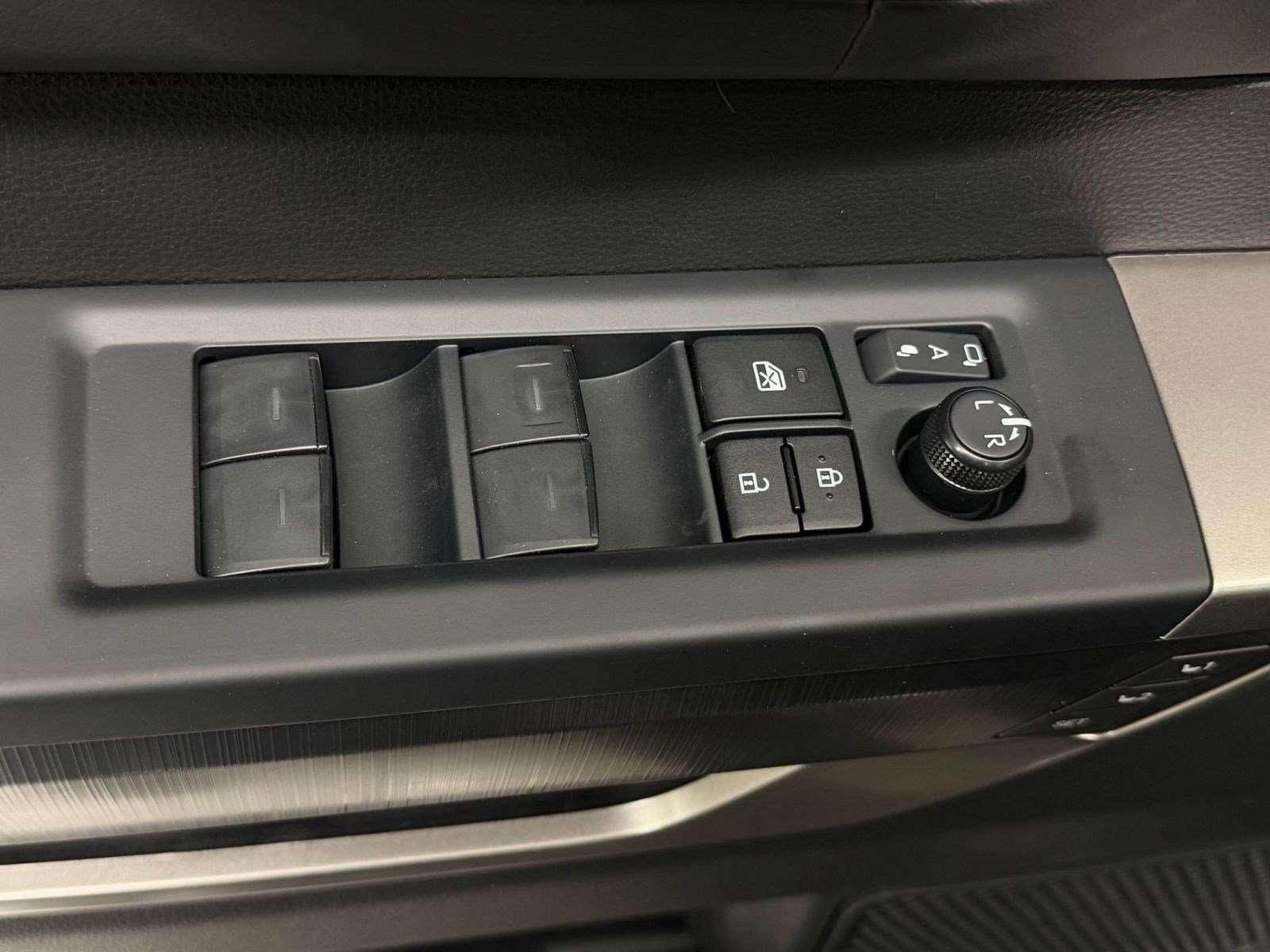 New 2026 Toyota Tundra Platinum image 22