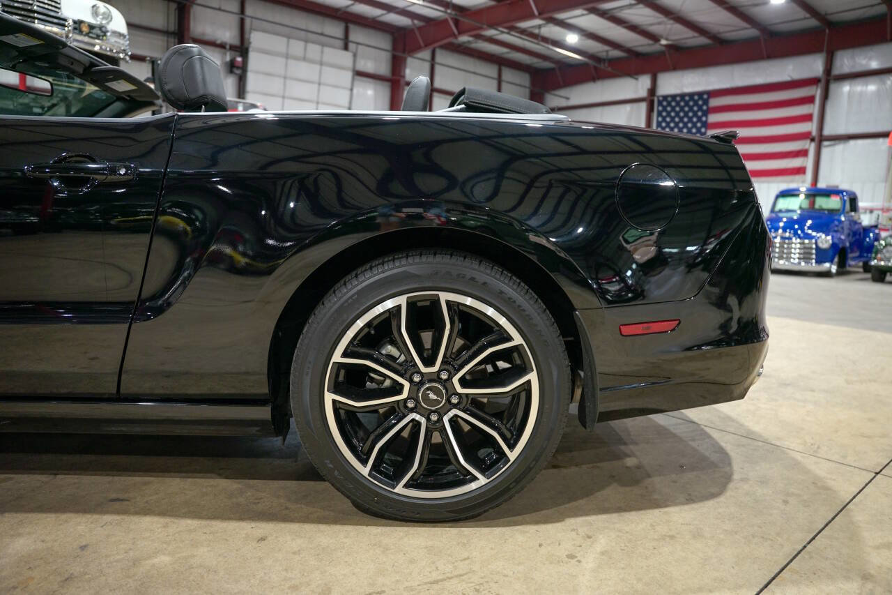 Used 2014 Ford Mustang GT Premium w/ Equipment Group 401A image 5