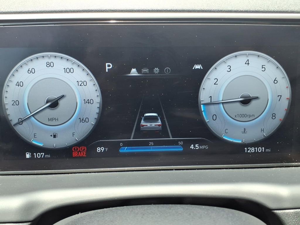 Used 2023 Hyundai Santa Cruz SEL w/ Activity Package FWD image 18