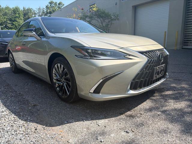 Certified 2025 Lexus ES 350 Ultra Luxury w/ Accessory Package (Z1) FWD image 1