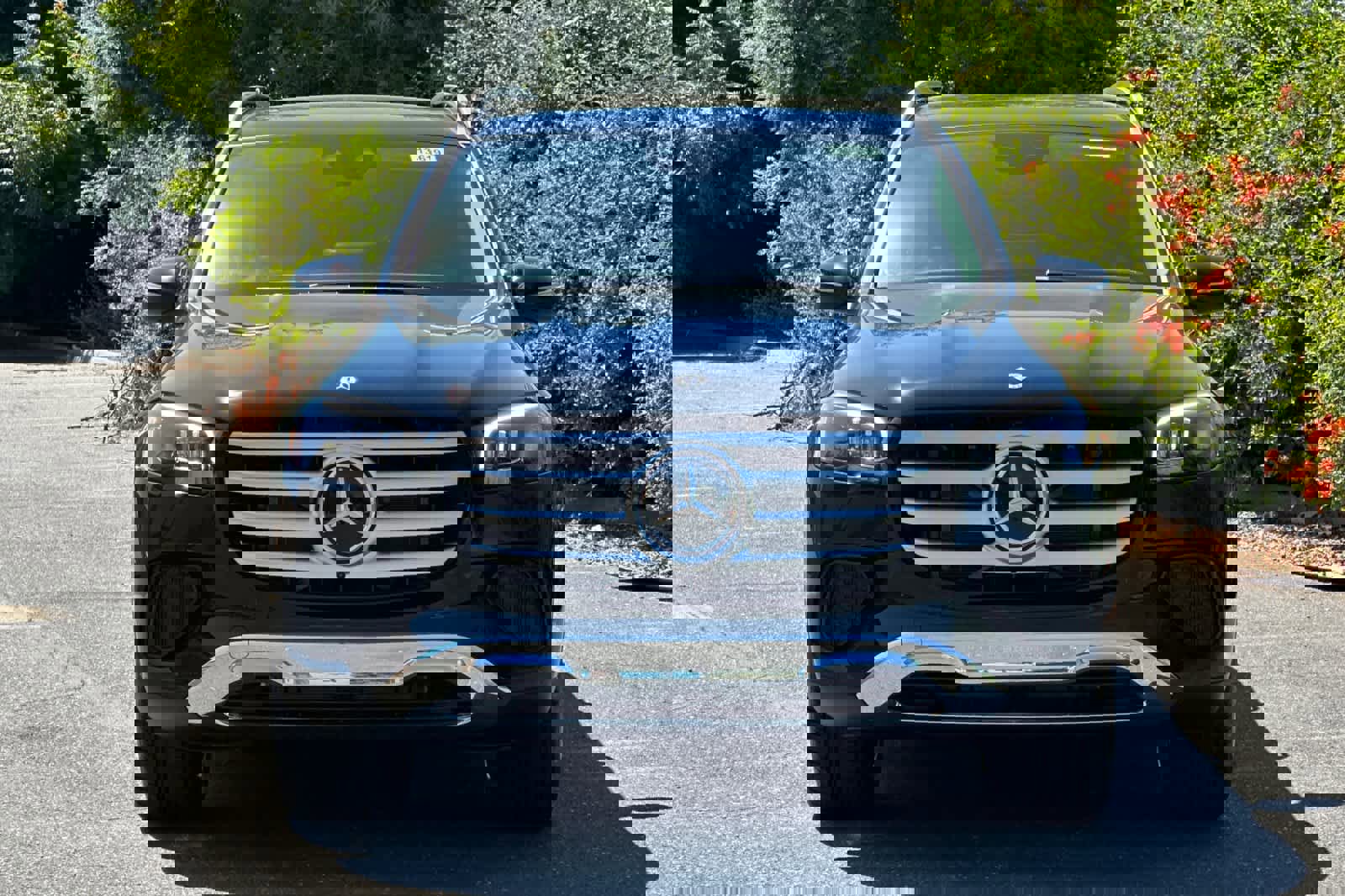 New 2025 Mercedes-Benz GLS 450 4MATIC image 8