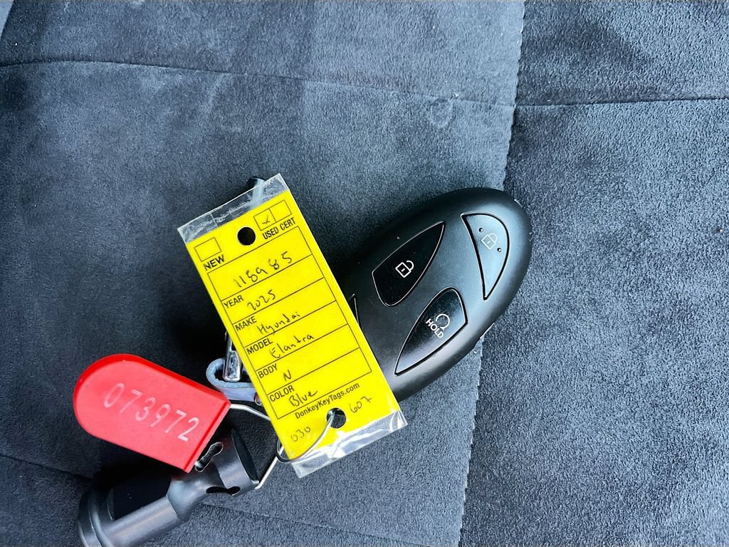 Used 2025 Hyundai Elantra N FWD image 35