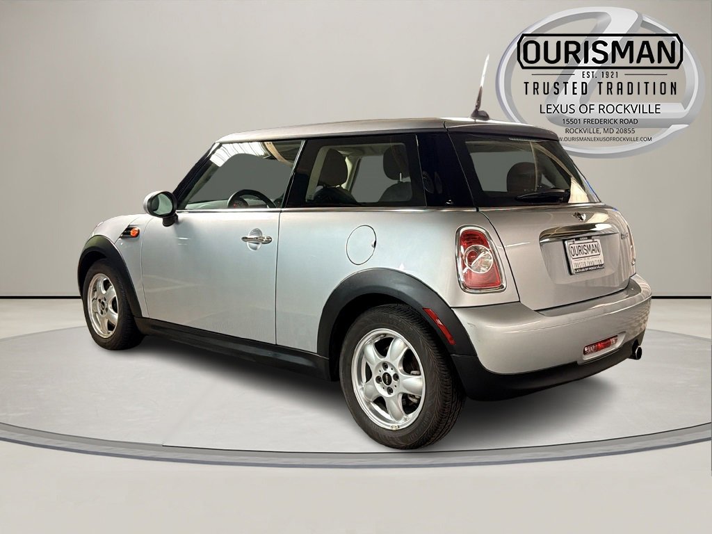 Used 2011 MINI Cooper Hardtop image 7