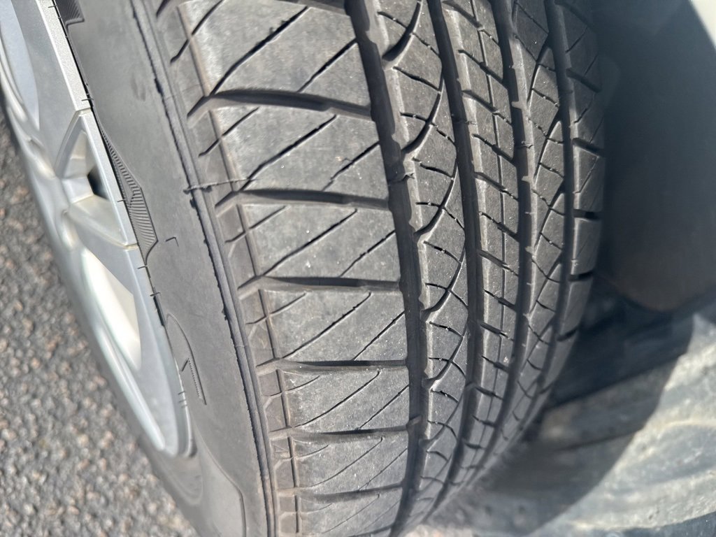 Used 2017 Toyota Prius Two w/ Carpet Mat Package image 9