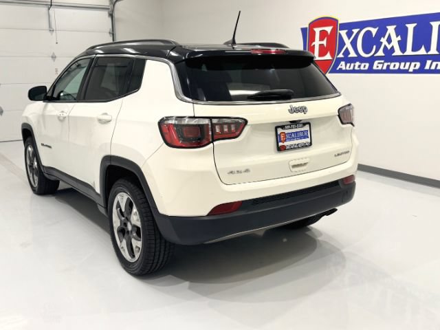 Used 2018 Jeep Compass Limited w/ Navigation Group AWD/4WD image 15