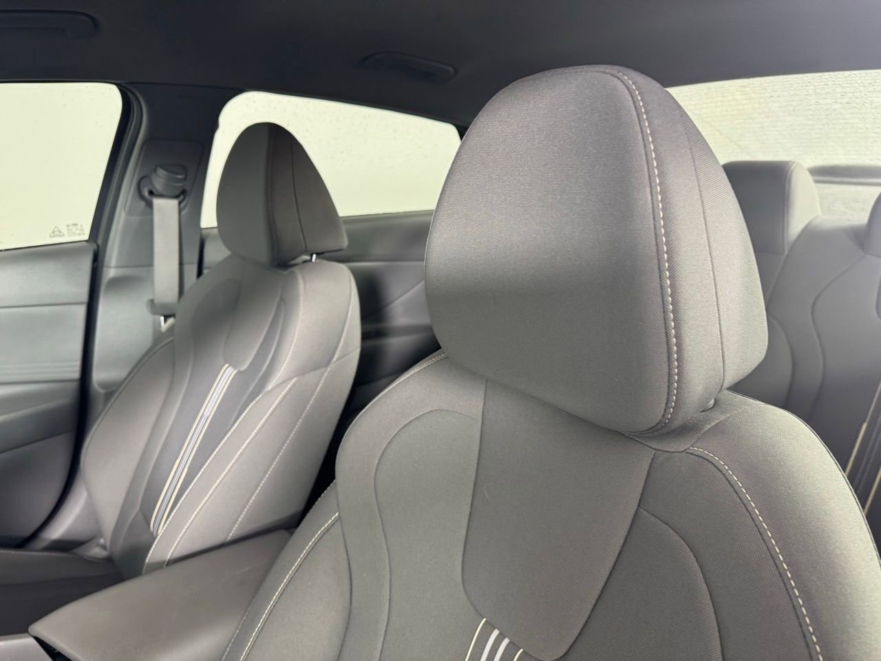 Used 2022 Hyundai Elantra SEL image 11