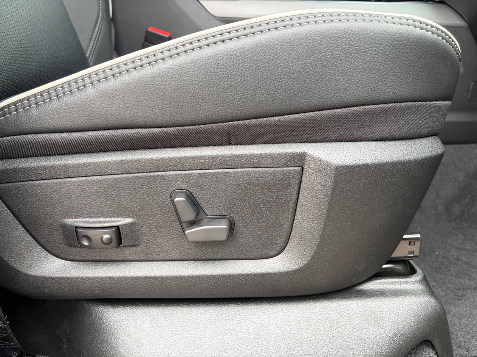 New 2026 RAM 3500 Laramie image 28