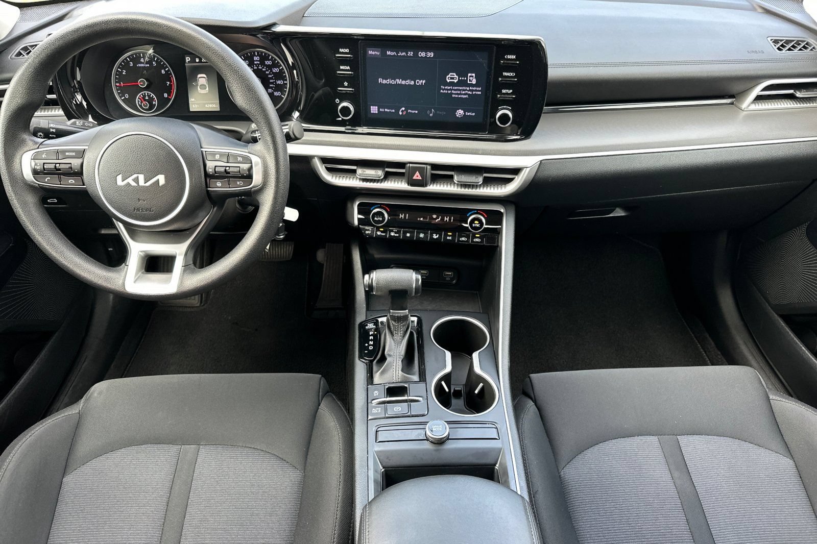 Used 2022 Kia K5 LX FWD image 15