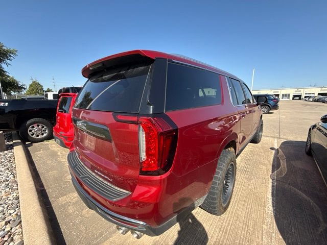 Used 2024 GMC Yukon XL Denali Ultimate AWD/4WD image 8