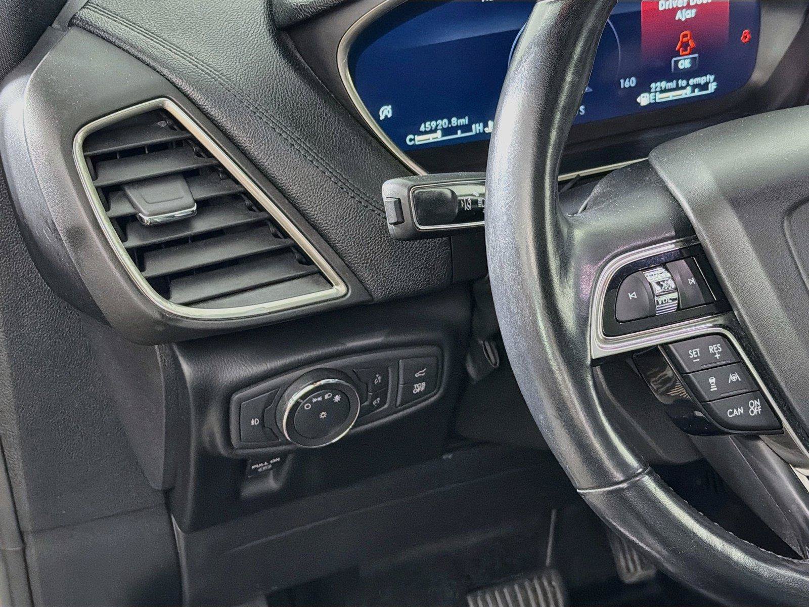 Used 2019 Lincoln Nautilus Reserve AWD/4WD image 17