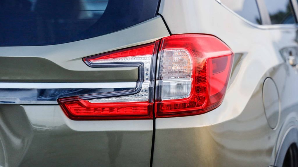 Used 2025 Subaru Ascent Premium image 10