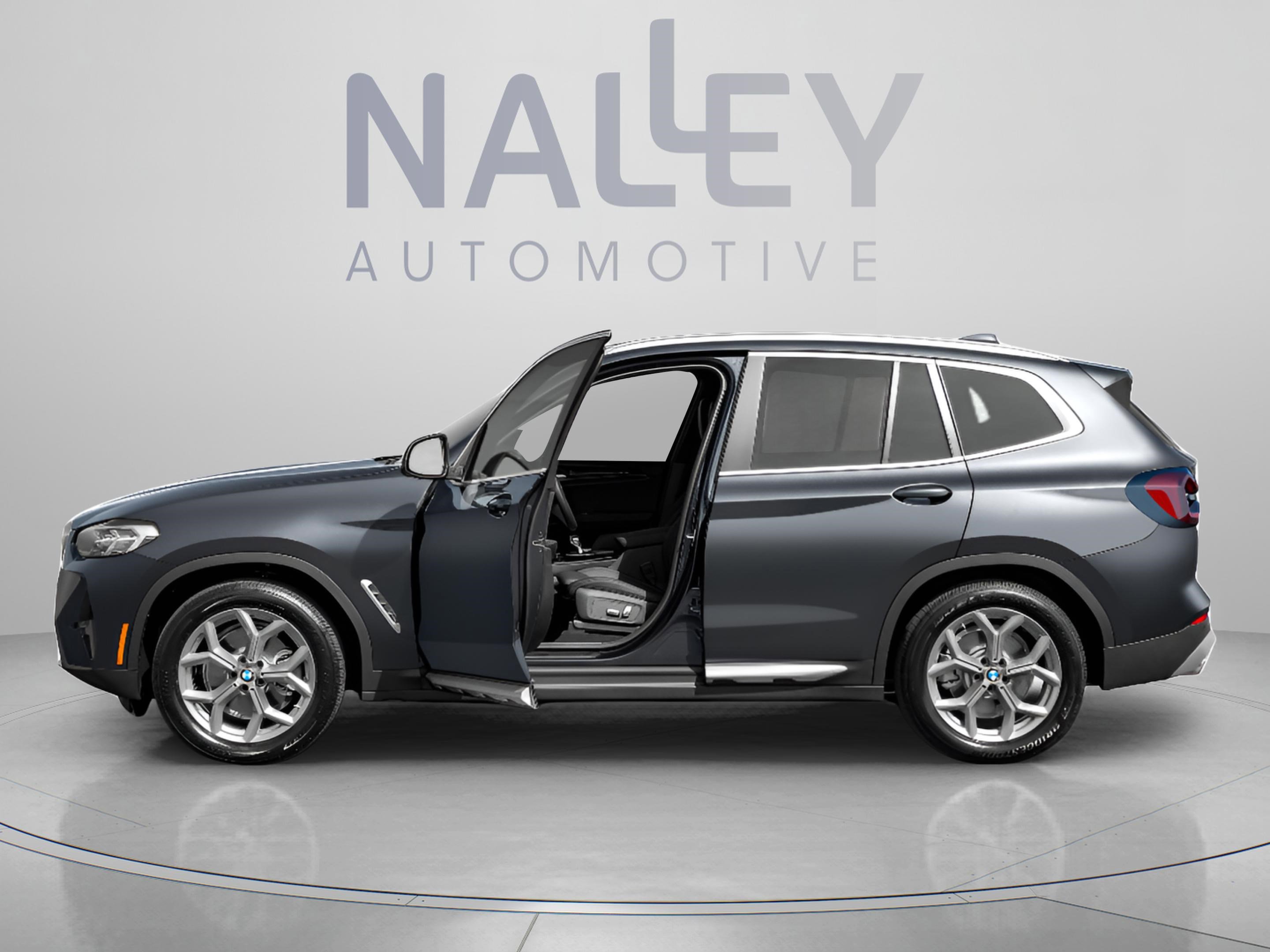 Used 2024 BMW X3 xDrive30i w/ Premium Package AWD/4WD image 3
