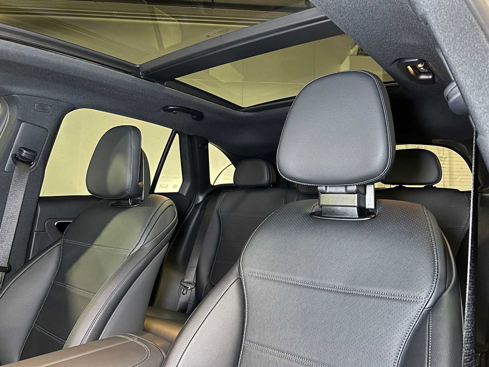 New 2025 Mercedes-Benz GLC 300 4MATIC image 21